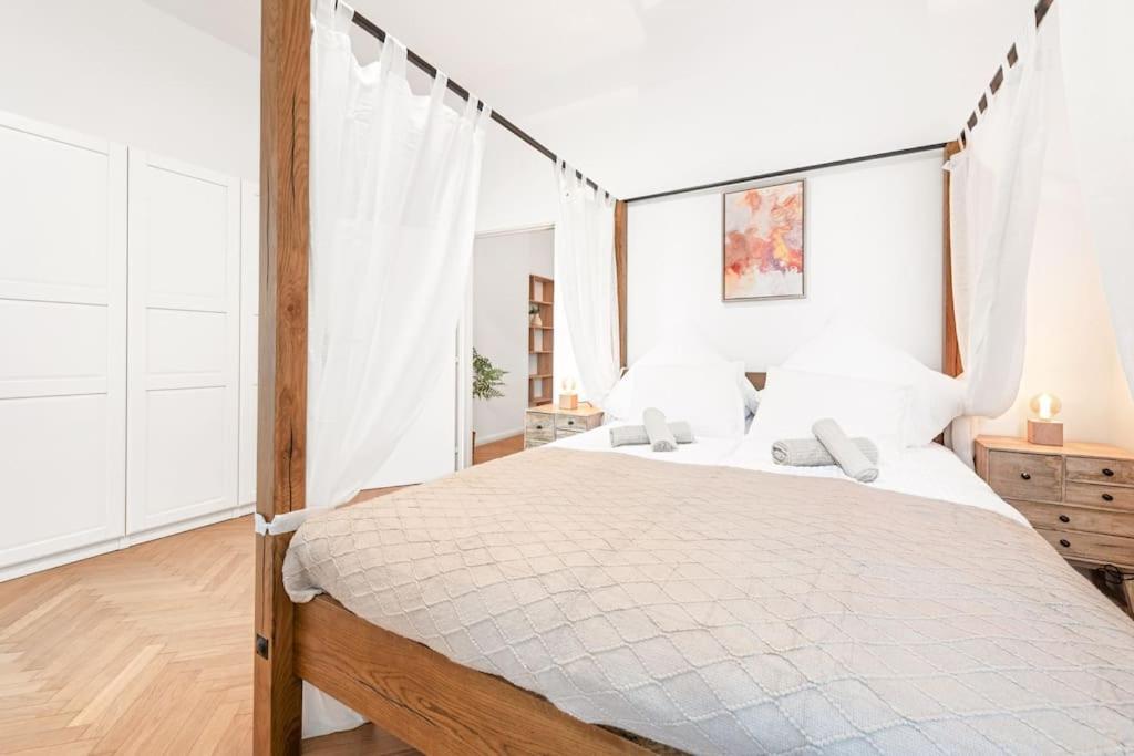 Cozy Apartment In Quiet Location, Fast Train Station 100M Away, Contactless Check-In Vienne Extérieur photo
