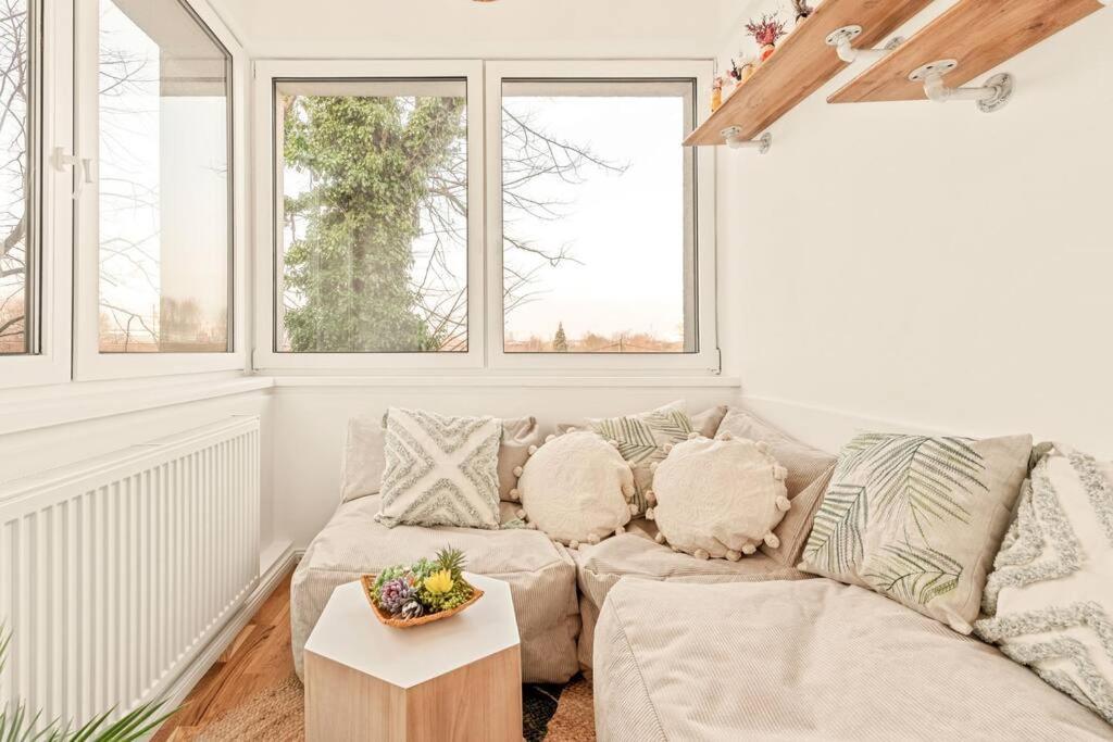 Cozy Apartment In Quiet Location, Fast Train Station 100M Away, Contactless Check-In Vienne Extérieur photo
