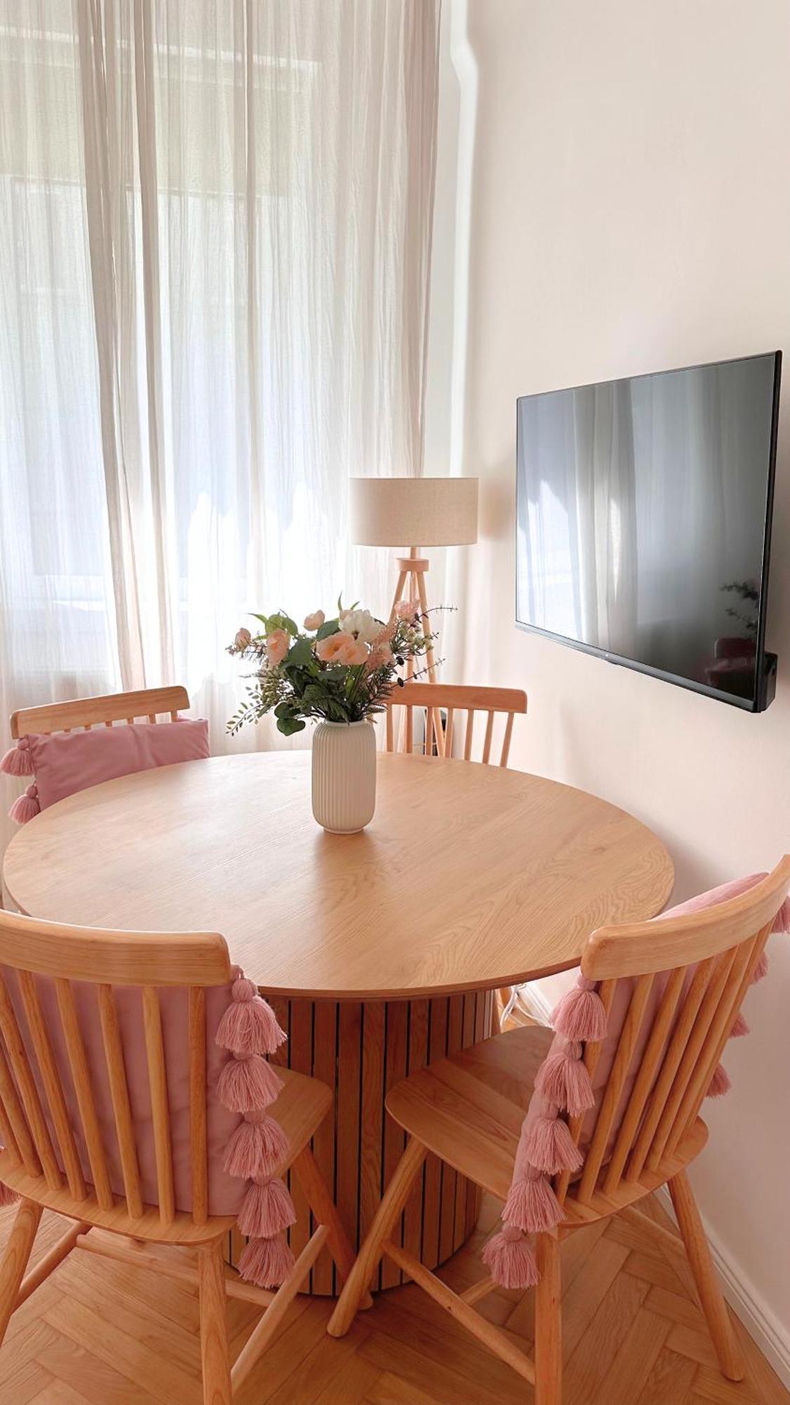 Cozy Apartment In Quiet Location, Fast Train Station 100M Away, Contactless Check-In Vienne Extérieur photo